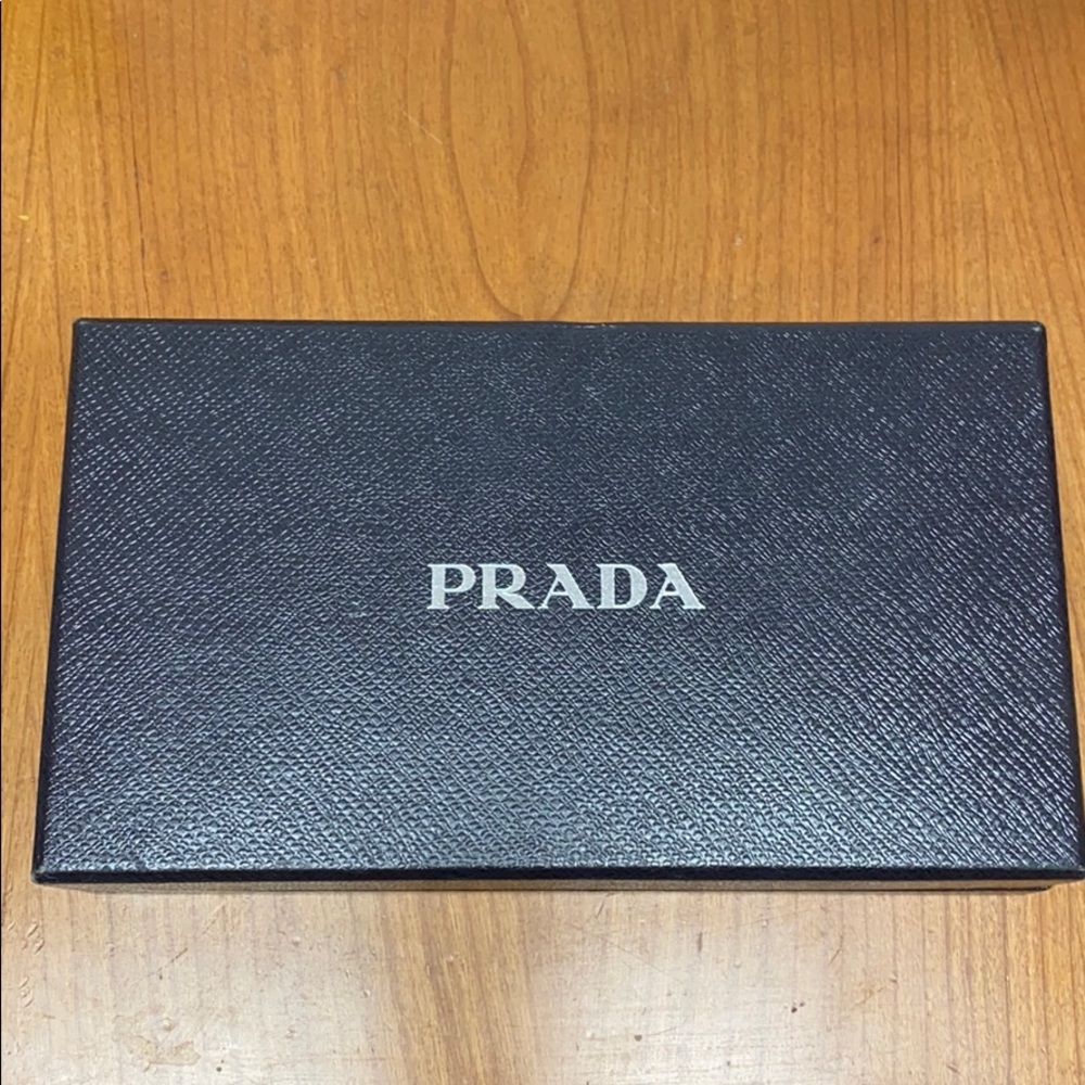 MAKE AN OFFER Authentic Prada wallet box